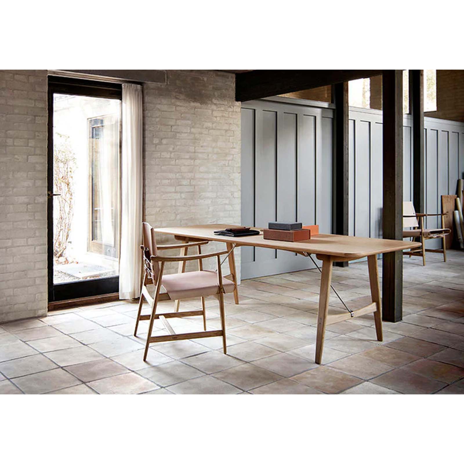 Table de Chasse