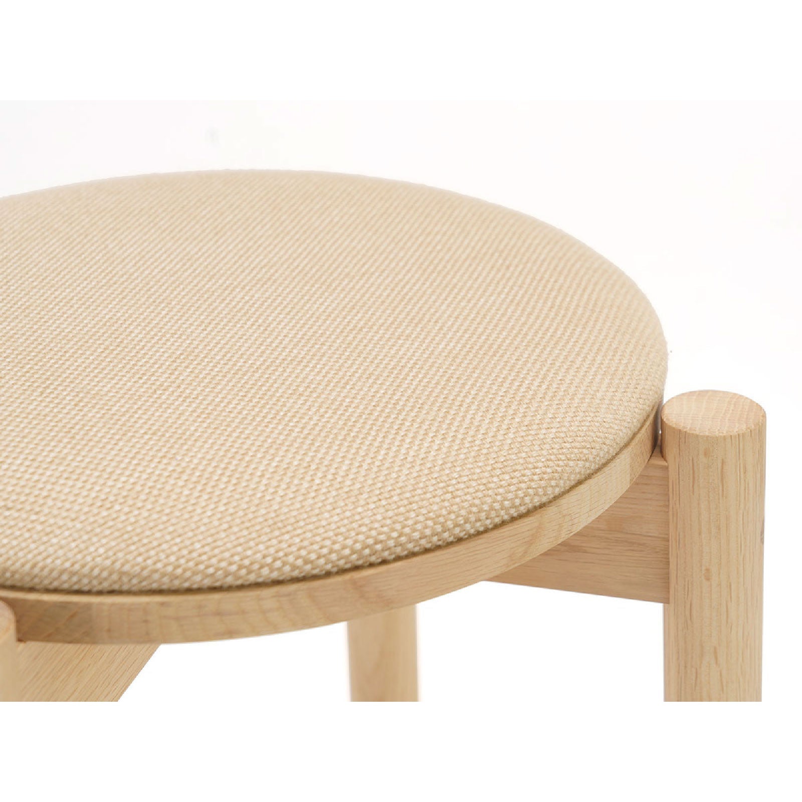 TABOURET CASTOR PLUS COUSSIN chêne