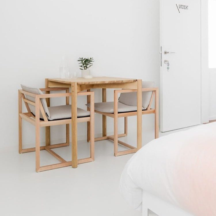 TABLE CASTOR