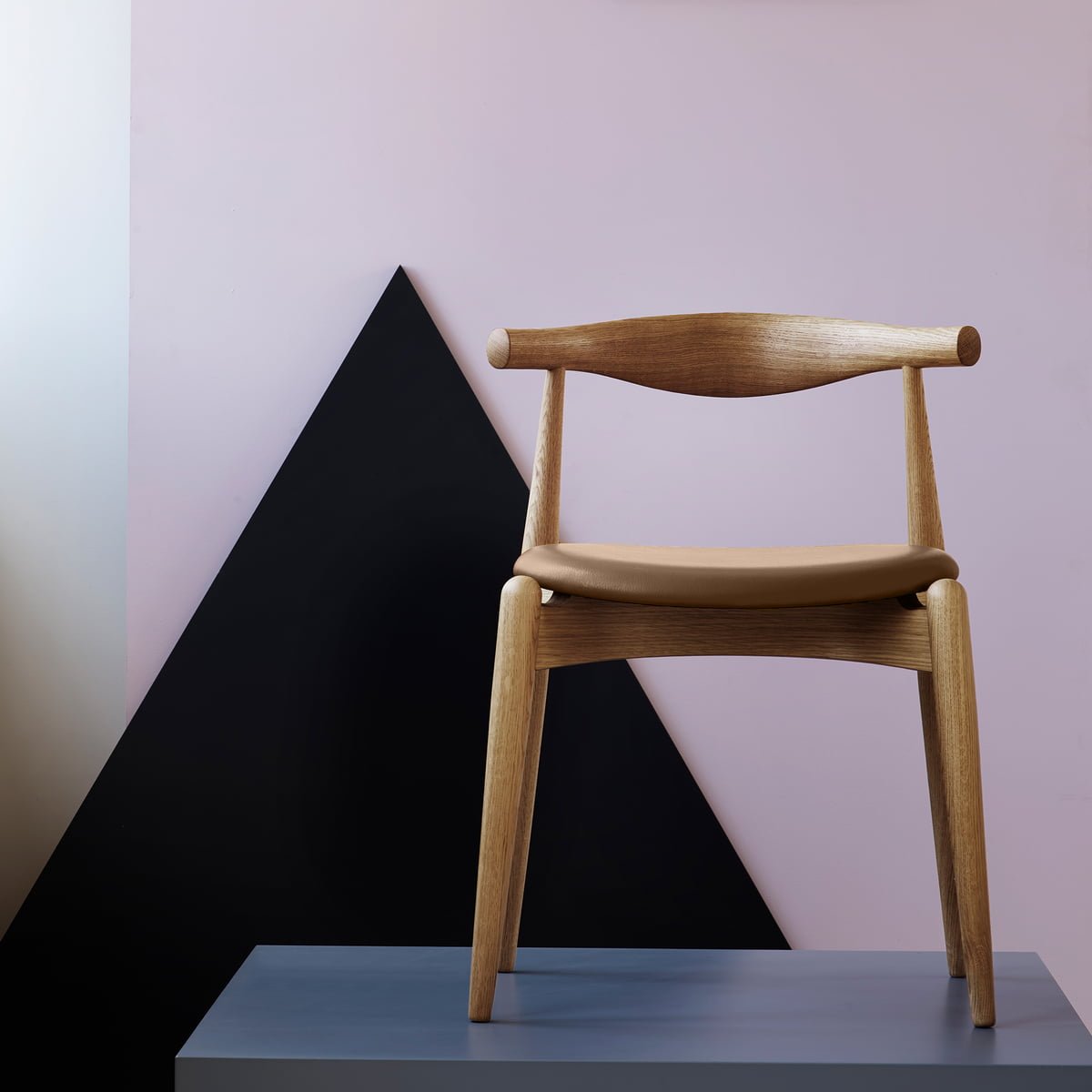 Chaise Elbow