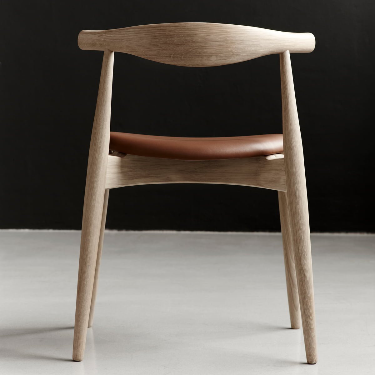 Chaise Elbow