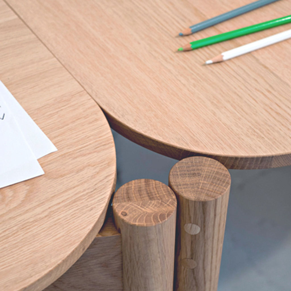 TABLE CASTOR